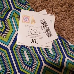 LuLaRoe Skirts - Lularoe Azure - XL LuLaRoe Skirts - Lularoe Azure - XL